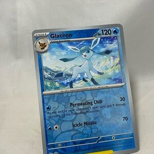 Glaceon 025/131 Reverse Holo SV: Prismatic Evolutions NM